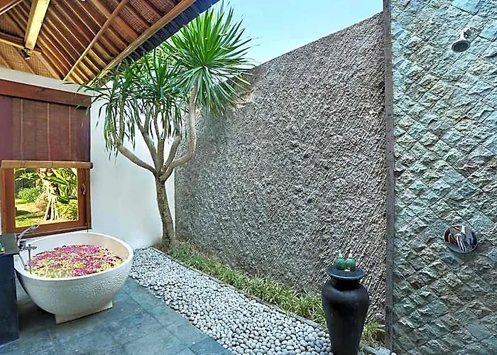 Amazing 2 Bedroom Private Pool *