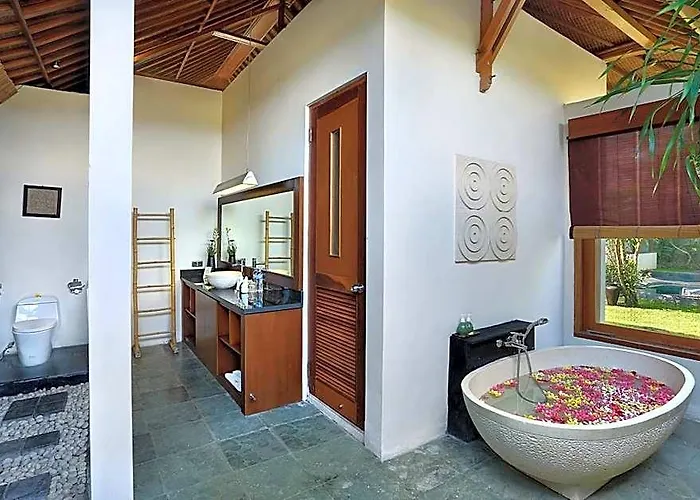 Amazing 2 Bedroom Private Pool Villa *